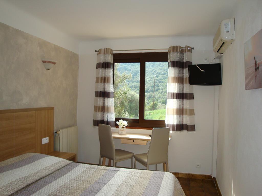 Residence Cabanaccia Serriera  ภายนอก รูปภาพ